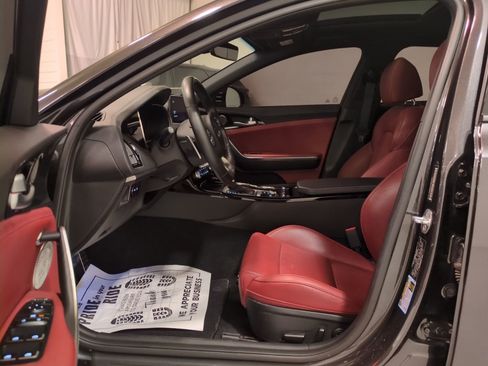 Certified 2022 Kia Stinger GT-Line w/ Sun & Sound Package image 16