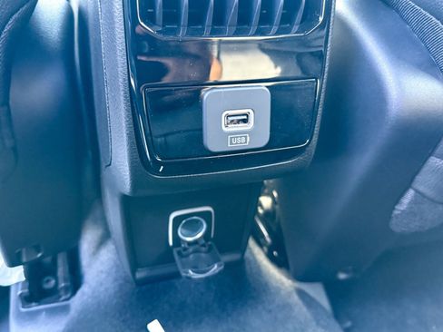 New 2025 Jeep Compass Limited w/ Sun and Sound Group image 34