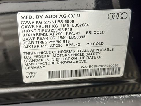Used 2023 Audi Q4 e-tron Premium Plus RWD image 27