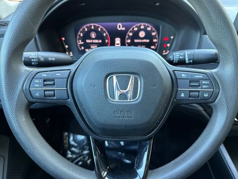 Used 2023 Honda Accord EX image 11