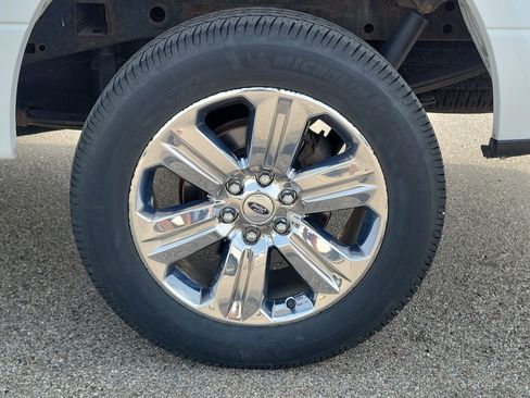Used 2018 Ford F150 XLT w/ Equipment Group 302A Luxury AWD/4WD image 5