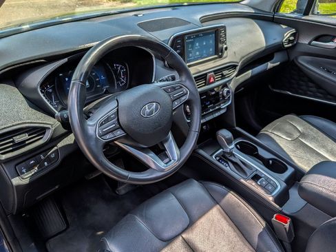 Used 2019 Hyundai Santa Fe Limited AWD/4WD image 17