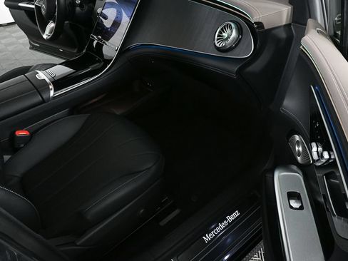 Used 2023 Mercedes-Benz EQE 350+ Sedan image 21