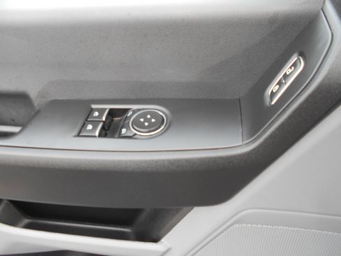 Used 2024 Ford F350 XL image 5