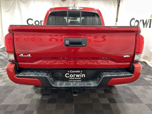 Used 2019 Toyota Tacoma SR w/ SR Convenience Package image 7