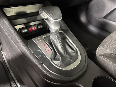 Used 2020 Kia Forte LXS image 18