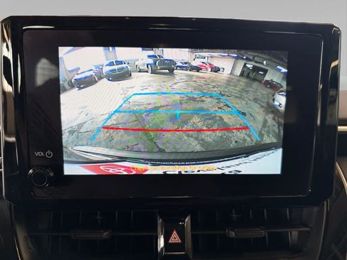 Used 2024 Toyota Corolla LE FWD image 16
