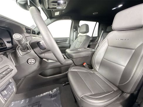 Used 2024 GMC Yukon Denali w/ LPO, Floor Liner Package image 3