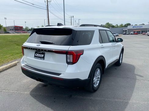 New 2026 Ford Explorer Active image 7