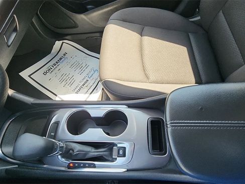 Used 2023 Chevrolet Malibu LT image 21