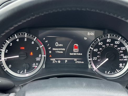 Used 2023 Toyota Highlander XLE image 25