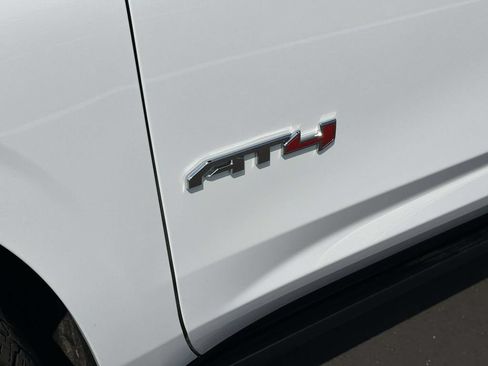 Used 2026 GMC Yukon XL AT4 Ultimate AWD/4WD image 9