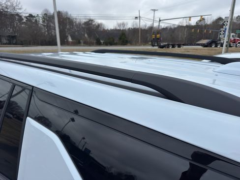 New 2026 Chevrolet Traverse LT w/ Midnight/Sport Edition image 8