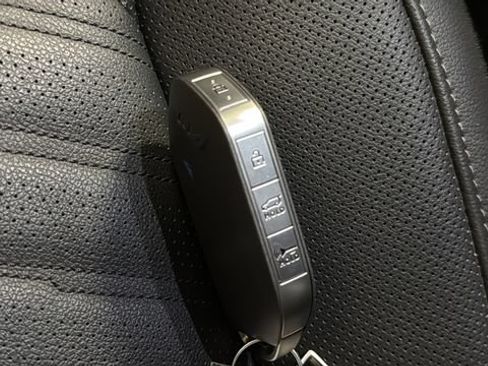 Used 2025 Kia Sorento SX Prestige AWD/4WD image 43