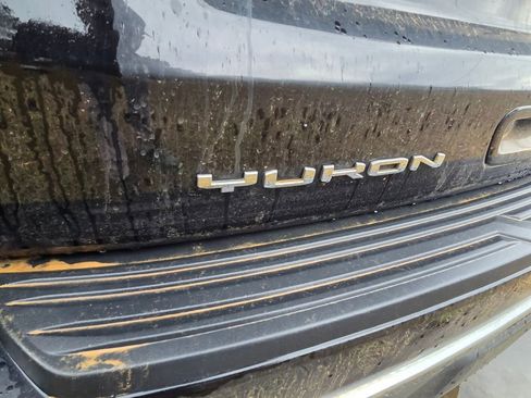 Used 2023 GMC Yukon Denali AWD/4WD image 9