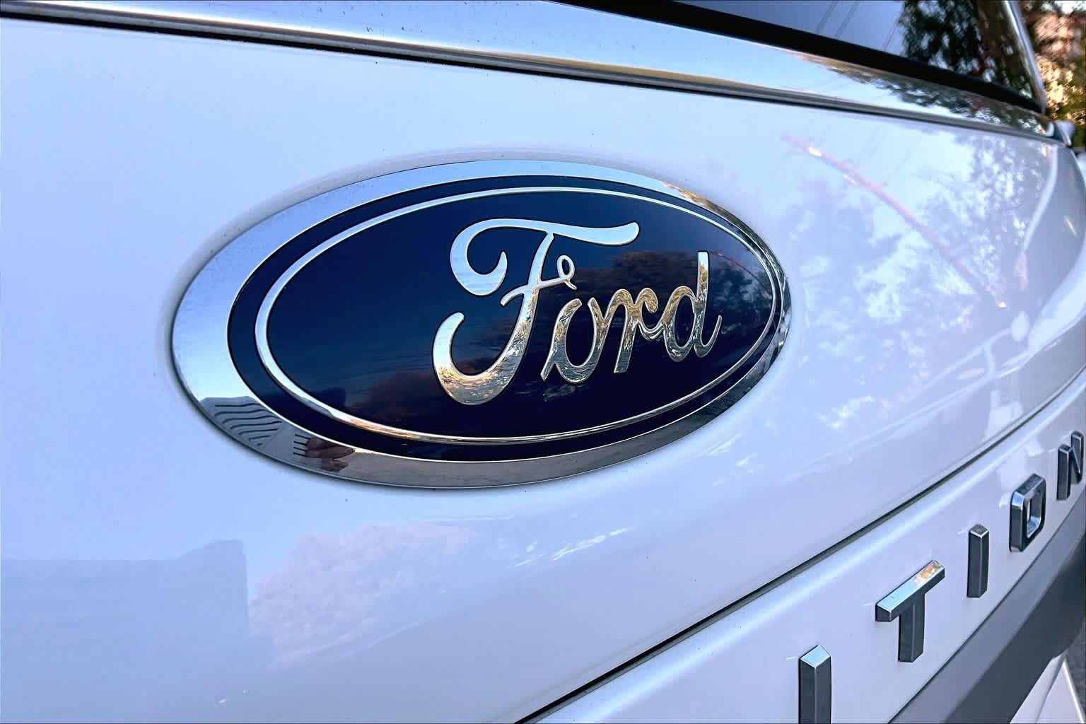 Used 2024 Ford Expedition Max XLT AWD/4WD image 30