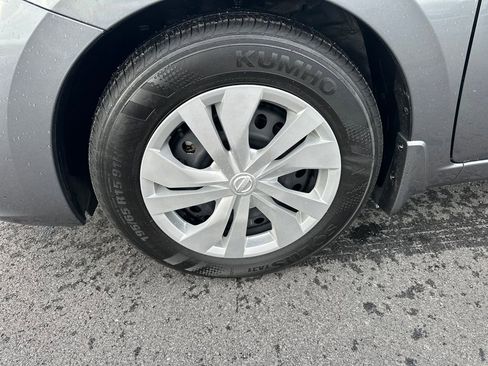 Used 2025 Nissan Versa S w/ Trunk Package image 12