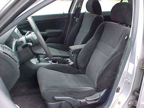 Used 2005 Honda Accord Sedan image 16