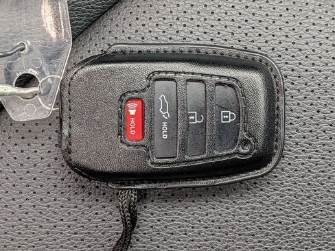 Used 2024 Toyota Grand Highlander AWD image 33