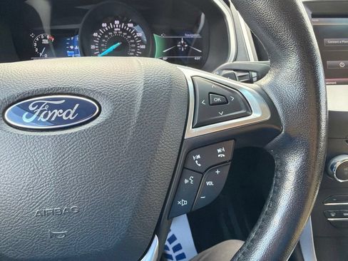 Used 2015 Ford Edge SEL w/ Equipment Group 201A AWD/4WD image 27
