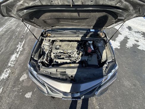 Used 2020 Toyota Camry SE image 24