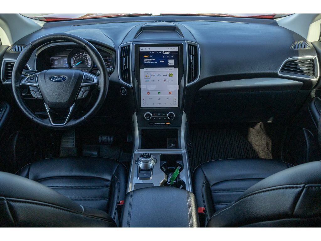 Used 2024 Ford Edge SEL w/ Convenience Package AWD/4WD image 12