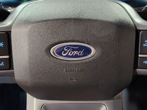 Used 2023 Ford F150 Lariat w/ Trailer Tow Package image 49