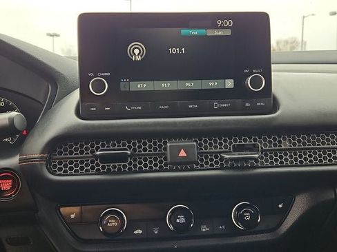 Used 2024 Honda HR-V Sport image 23