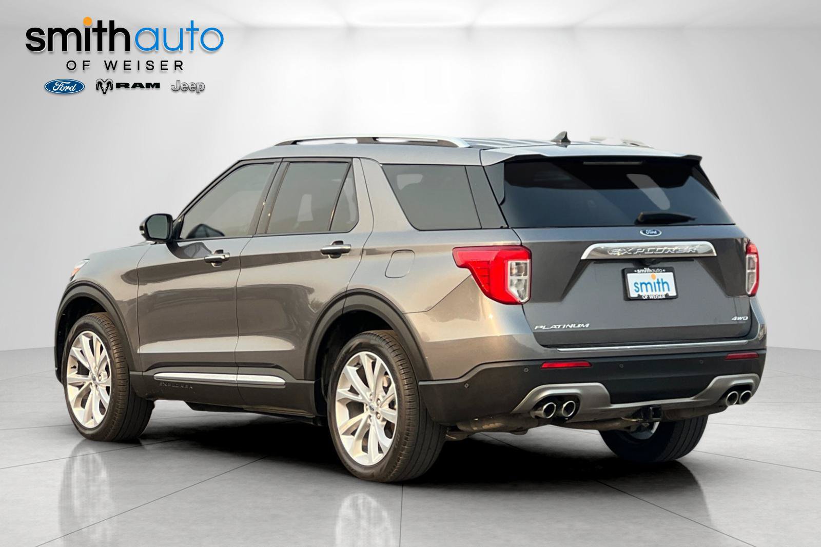 Used 2022 Ford Explorer Platinum w/ Equipment Group 601A AWD/4WD image 7