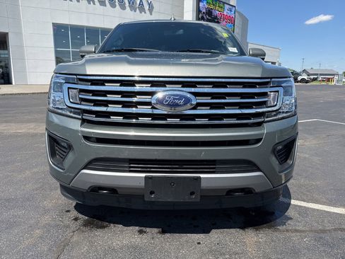 Used 2019 Ford Expedition XLT w/ Equipment Group 202A image 2