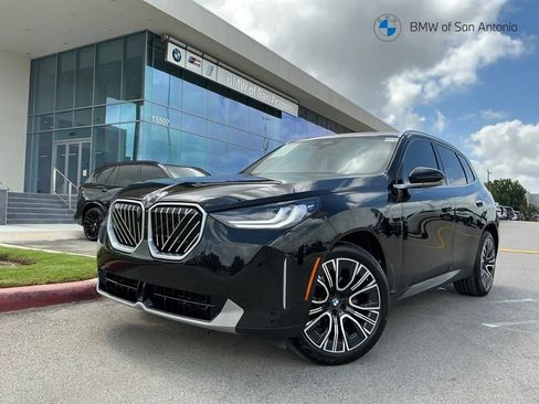 Used 2025 BMW X3 xDrive30i w/ Premium Package AWD/4WD image 1