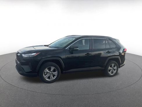 Used 2025 Toyota RAV4 XLE image 7