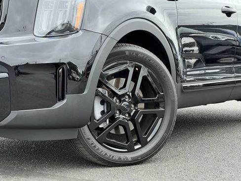 Certified 2025 Kia Telluride SX X-Line AWD/4WD image 2