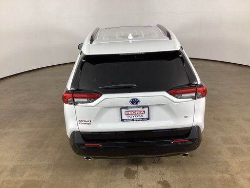 Used 2023 Toyota RAV4 SE w/ Weather & Moonroof Package AWD/4WD image 11
