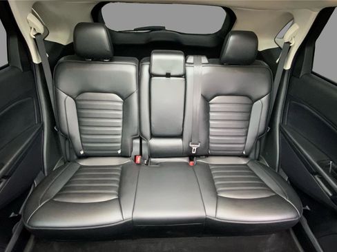 Used 2020 Ford Edge SEL w/ Convenience Package image 14