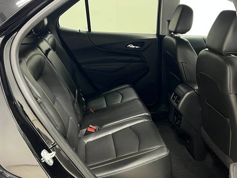 Used 2018 Chevrolet Equinox Premier image 31