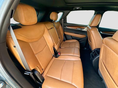 Used 2020 Cadillac XT5 Premium Luxury w/ LPO, Illumination Package image 30