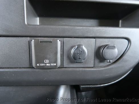 Used 2019 Chevrolet Express 3500 w/ Power Convenience Package RWD image 28