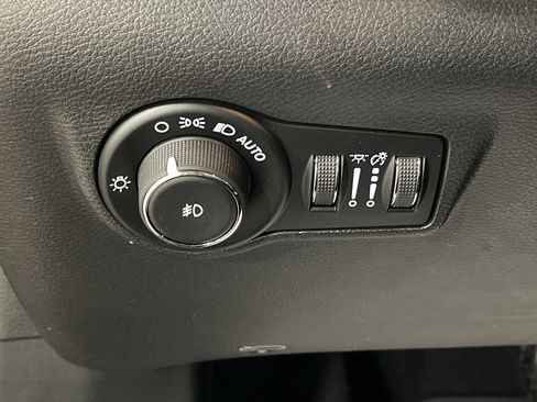 Used 2024 Jeep Compass Trailhawk w/ Trailhawk Convenience Group image 21