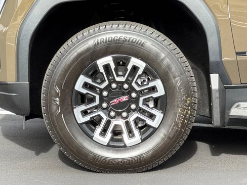 New 2026 GMC Sierra EV Elevation image 25