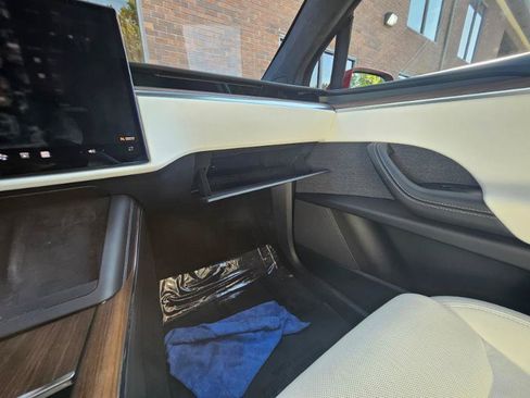 Used 2023 Tesla Model X AWD/4WD image 56