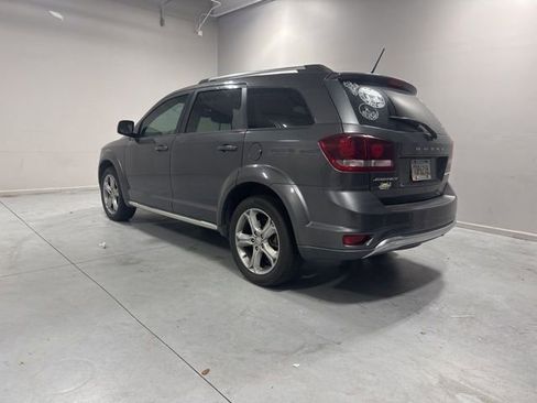 Used 2017 Dodge Journey Crossroad FWD image 8
