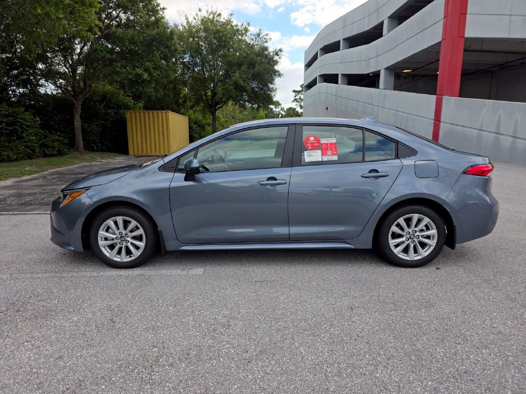New 2027 Toyota Corolla LE w/ LE Premium Package FWD image 8