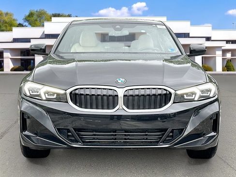 Used 2026 BMW 330i xDrive Sedan w/ Premium Package AWD/4WD image 2