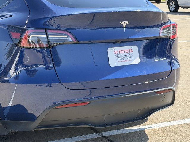 Used 2024 Tesla Model Y Long Range AWD/4WD image 6