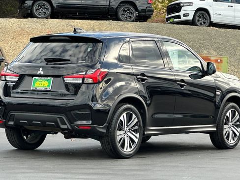 Used 2025 Mitsubishi Outlander Sport ES AWD/4WD image 4