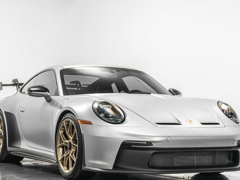 Used 2022 Porsche 911 GT3 image 3