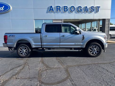 Used 2022 Ford F350 Lariat w/ Lariat Ultimate Package AWD/4WD image 4