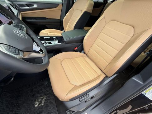 New 2026 Volkswagen Atlas Cross Sport SEL AWD/4WD image 5