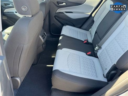Used 2022 Chevrolet Equinox LS w/ LS Convenience Package image 10